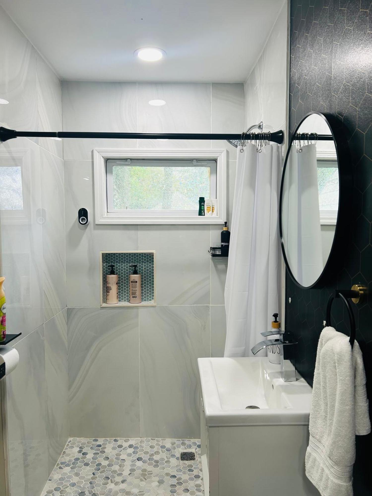 Fancy Studio Private Entrance Selden Екстер'єр фото